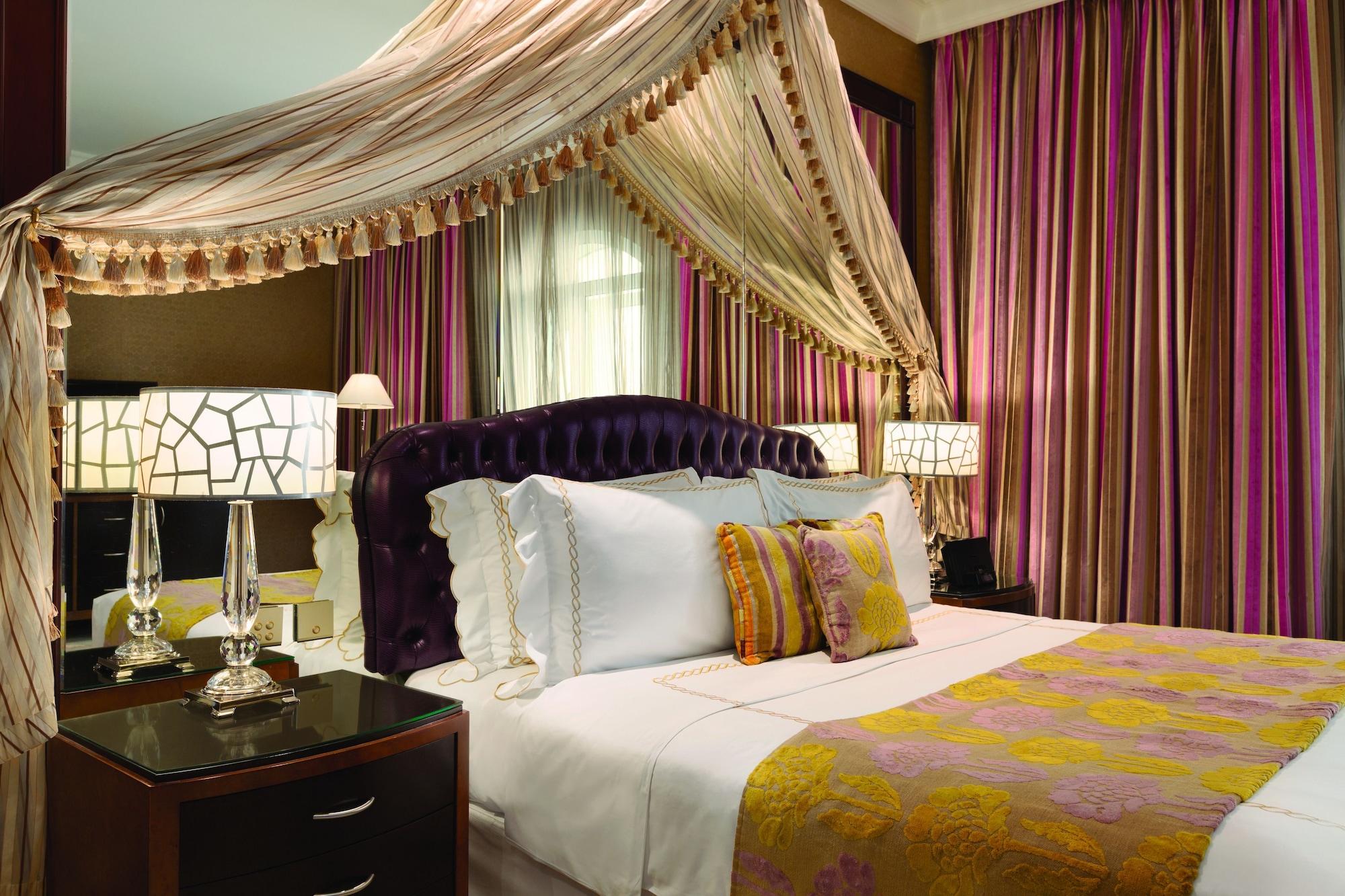 Grand Regency Doha, Trademark Collection By Wyndham Dış mekan fotoğraf